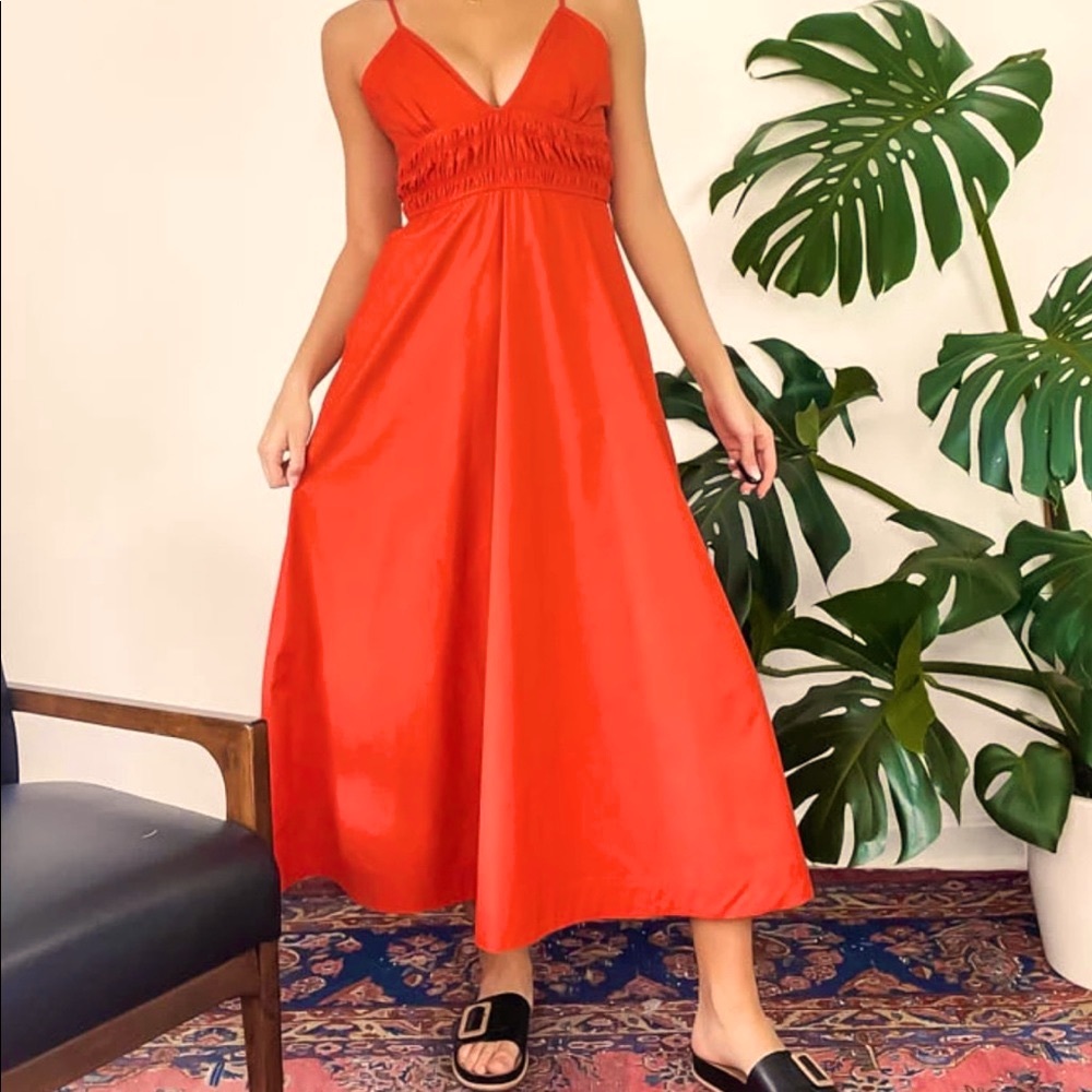 Maxi adjustable strap summer dress with side pockets. - Picture 2 of 7
